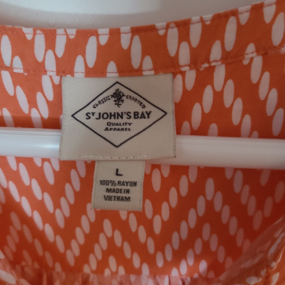 Coral or light orange Large tassel blouse - Picture 2 of 3